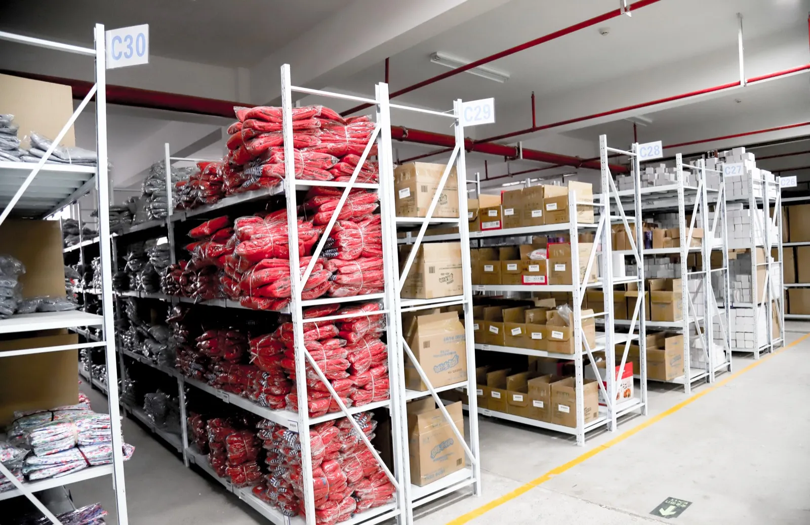 Finished-goods warehouse racking